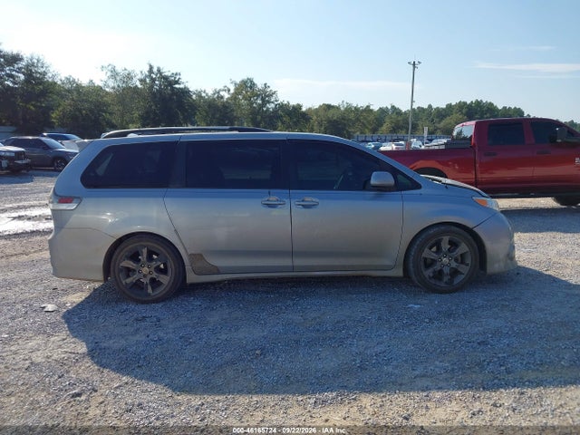 46165724 :رقم المزاد ، 5TDXK3DC6BS154064 vin ، 2011 Toyota Sienna Se مزاد بيع