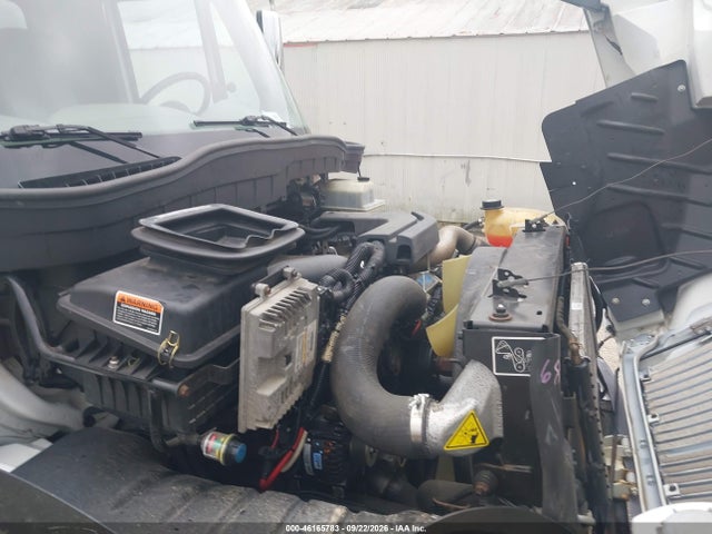 46165783 :رقم المزاد ، 1HTJTSKM1FH670080 vin ، 2015 International 4000 4300 مزاد بيع