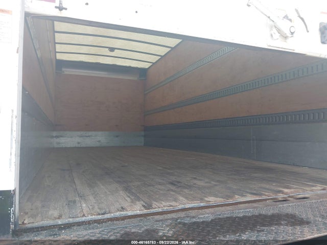 46165783 :رقم المزاد ، 1HTJTSKM1FH670080 vin ، 2015 International 4000 4300 مزاد بيع