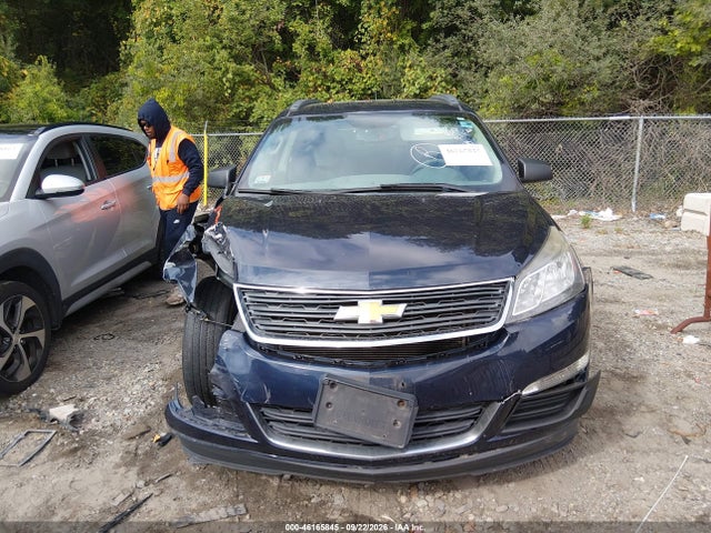 46165845 :رقم المزاد ، 1GNKRFKD8FJ241655 vin ، 2015 Chevrolet Traverse Ls مزاد بيع