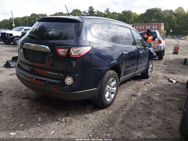 46165845 :رقم المزاد ، 1GNKRFKD8FJ241655 vin ، 2015 Chevrolet Traverse Ls مزاد بيع