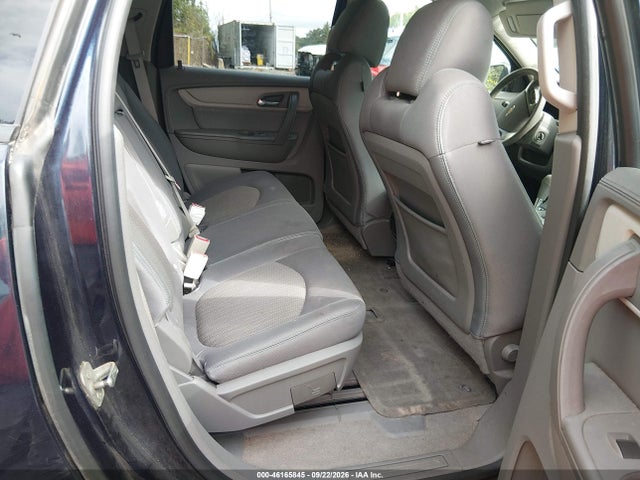 46165845 :رقم المزاد ، 1GNKRFKD8FJ241655 vin ، 2015 Chevrolet Traverse Ls مزاد بيع