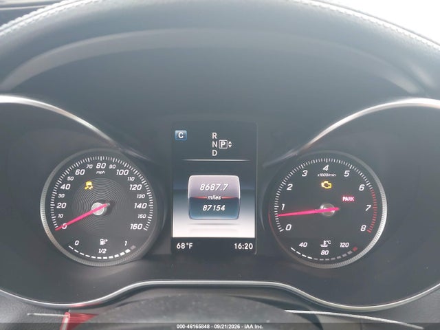 46165848 :رقم المزاد ، 55SWF6GB4FU028363 vin ، 2015 Mercedes-benz C 400 4matic مزاد بيع