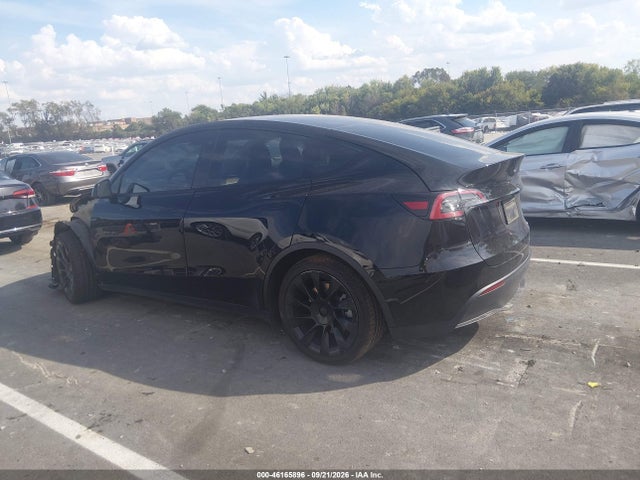 46165896 :رقم المزاد ، 5YJYGAEE1MF304101 vin ، 2021 Tesla Model Y Long Range Dual Motor All-wheel Drive مزاد بيع