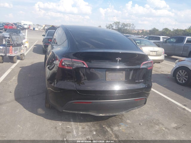 46165896 :رقم المزاد ، 5YJYGAEE1MF304101 vin ، 2021 Tesla Model Y Long Range Dual Motor All-wheel Drive مزاد بيع