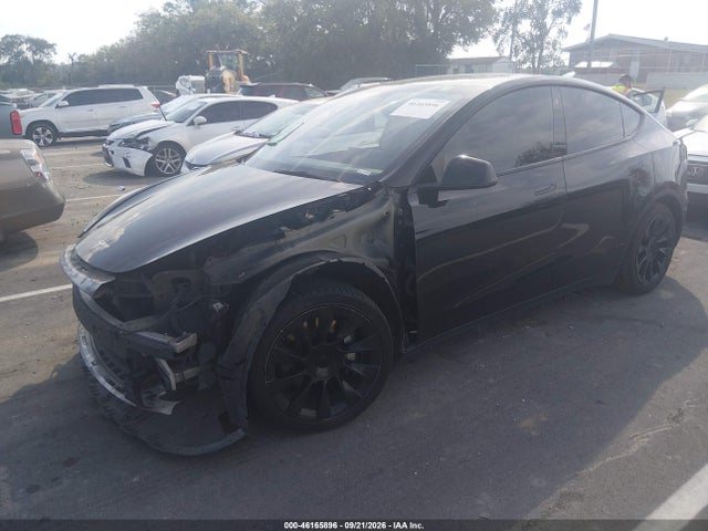 46165896 :رقم المزاد ، 5YJYGAEE1MF304101 vin ، 2021 Tesla Model Y Long Range Dual Motor All-wheel Drive مزاد بيع