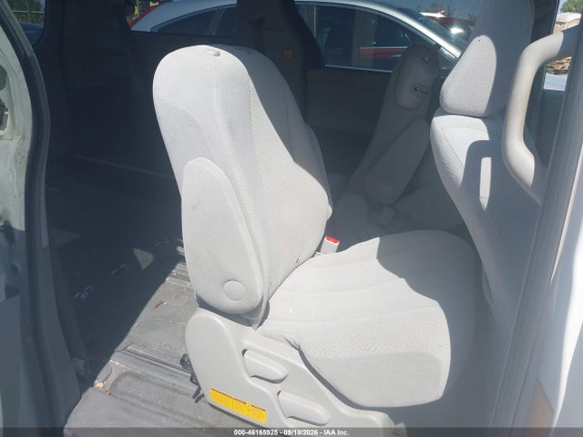 Aukcja sprzedaży 2011 Toyota Sienna Le V6, vin: 5TDKK3DC0BS032679, numer aukcji: 46165925