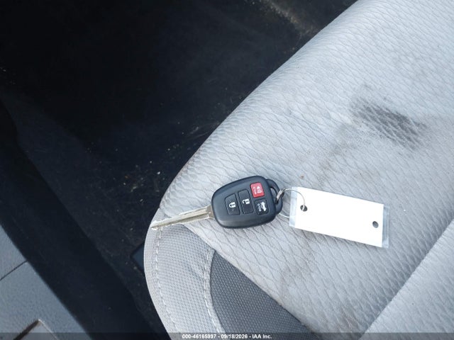 Aukcja sprzedaży 2017 Toyota Corolla Le, vin: 5YFBURHE4HP718900, numer aukcji: 46165997