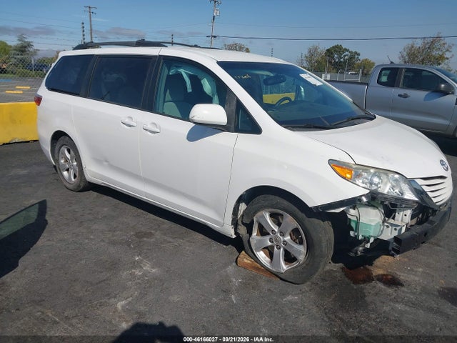 Aukcja sprzedaży 2017 Toyota Sienna Le 8 Passenger, vin: 5TDKZ3DC1HS874998, numer aukcji: 46166027