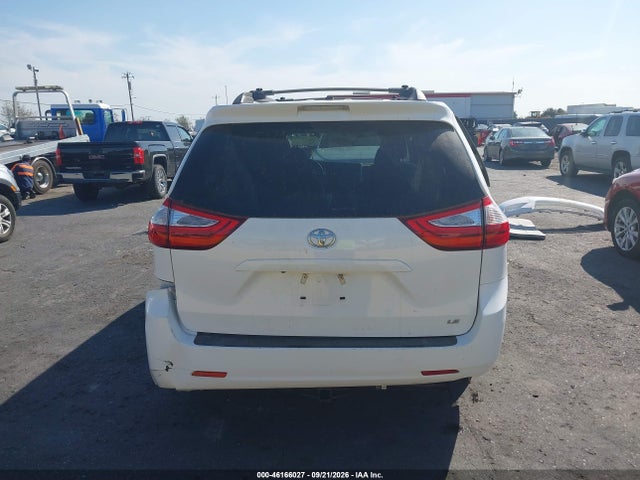 Продаж на аукціоні авто 2017 Toyota Sienna Le 8 Passenger, vin: 5TDKZ3DC1HS874998, номер лоту: 46166027