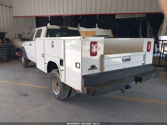 46166079 :رقم المزاد ، 3C7WRLEJ2MG613812 vin ، 2021 Ram 4500 Chassis Cab Tradesman مزاد بيع