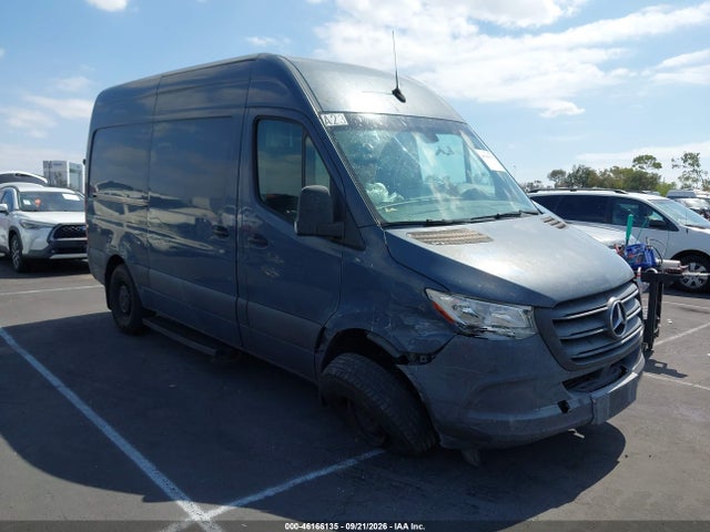 46166135 :رقم المزاد ، WD4PF0CD0KP045130 vin ، 2019 Mercedes-benz Sprinter 2500 Standard Roof V6 مزاد بيع