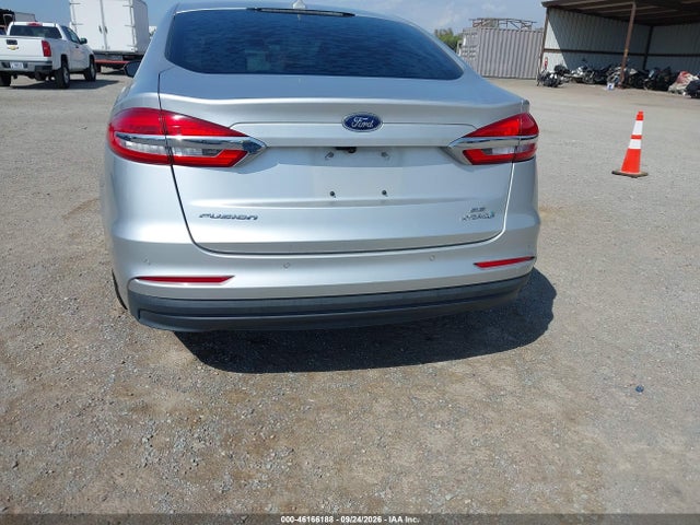 2019 Ford Fusion Hybrid Se მანქანა იყიდება აუქციონზე, vin: 3FA6P0LU2KR275334, აუქციონის ნომერი: 46166188