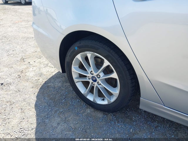 2019 Ford Fusion Hybrid Se მანქანა იყიდება აუქციონზე, vin: 3FA6P0LU2KR275334, აუქციონის ნომერი: 46166188