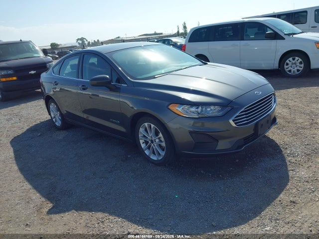 2019 Ford Fusion Hybrid Se მანქანა იყიდება აუქციონზე, vin: 3FA6P0LU3KR274208, აუქციონის ნომერი: 46166189