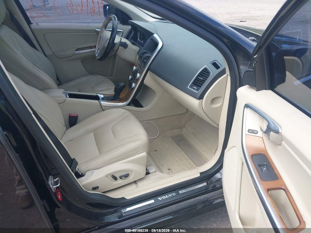 Volvo Xc60 T5 Premier 2016 YV4612RK2G2856709 Image 5
