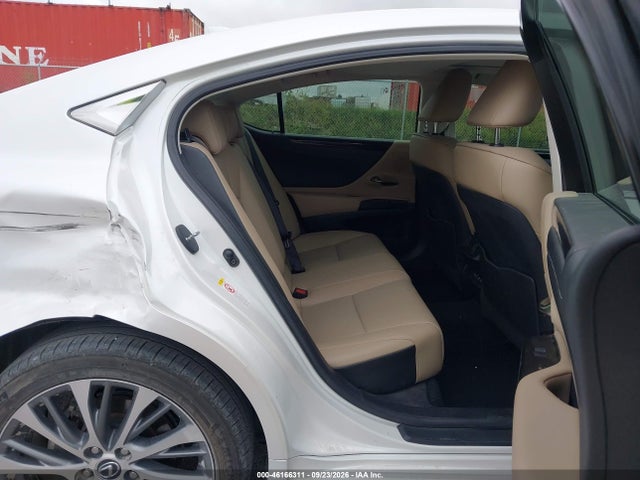 2019 Lexus Es 350 მანქანა იყიდება აუქციონზე, vin: 58ABZ1B1XKU030746, აუქციონის ნომერი: 46166311