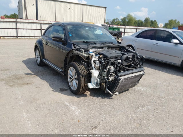 46166347 :رقم المزاد ، 3VWF17AT9HM628430 vin ، 2017 Volkswagen Beetle #pinkbeetle/1.8t Classic/1.8t S مزاد بيع
