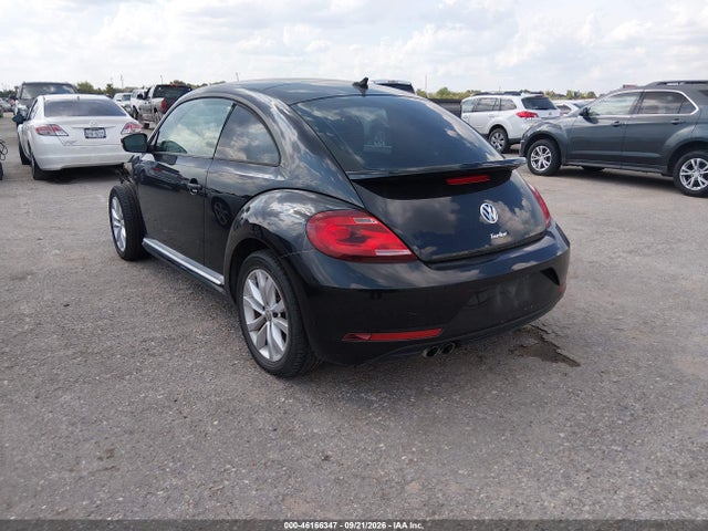 46166347 :رقم المزاد ، 3VWF17AT9HM628430 vin ، 2017 Volkswagen Beetle #pinkbeetle/1.8t Classic/1.8t S مزاد بيع