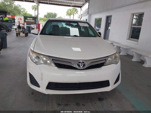 46166354 :رقم المزاد ، 4T1BF1FK2DU231997 vin ، 2013 Toyota Camry Le مزاد بيع