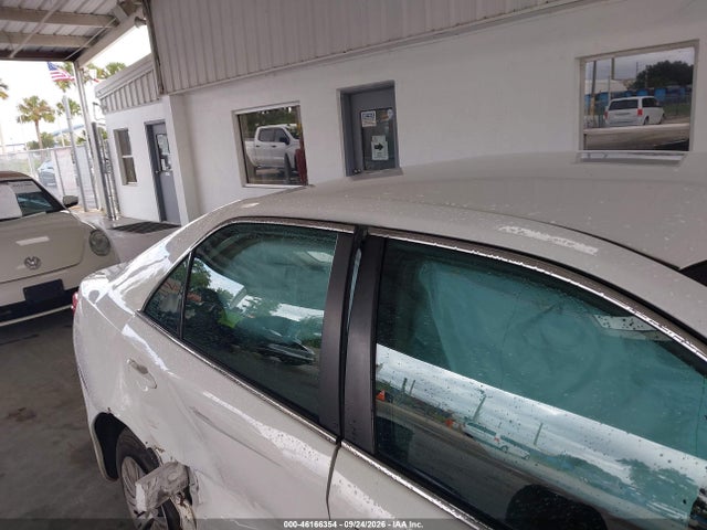 46166354 :رقم المزاد ، 4T1BF1FK2DU231997 vin ، 2013 Toyota Camry Le مزاد بيع