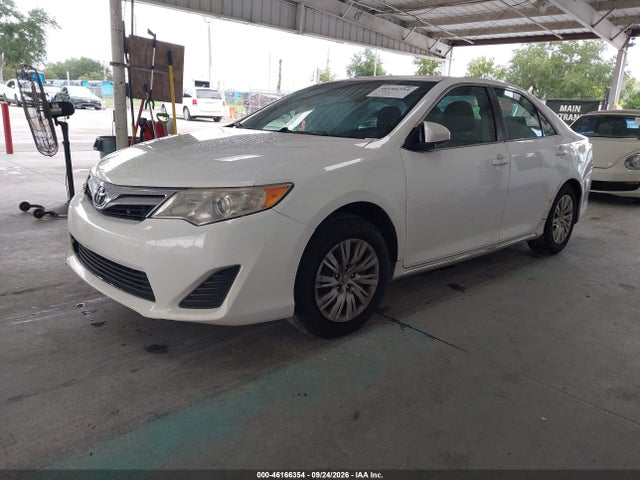 46166354 :رقم المزاد ، 4T1BF1FK2DU231997 vin ، 2013 Toyota Camry Le مزاد بيع