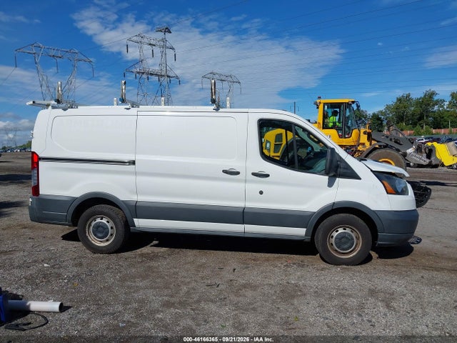 Ford Transit-150 2016 1FTYE1YM2GKB30832 Image 14