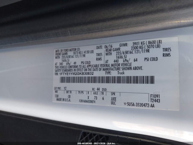 Ford Transit-150 2016 1FTYE1YM2GKB30832 Image 9