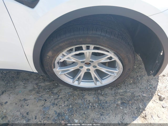 Продаж на аукціоні авто 2021 Tesla Model Y Long Range Dual Motor All-wheel Drive, vin: 5YJYGDEE7MF190168, номер лоту: 46166390