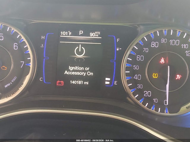 2016 Chrysler 200 Limited მანქანა იყიდება აუქციონზე, vin: 1C3CCCAB0GN142680, აუქციონის ნომერი: 46166452