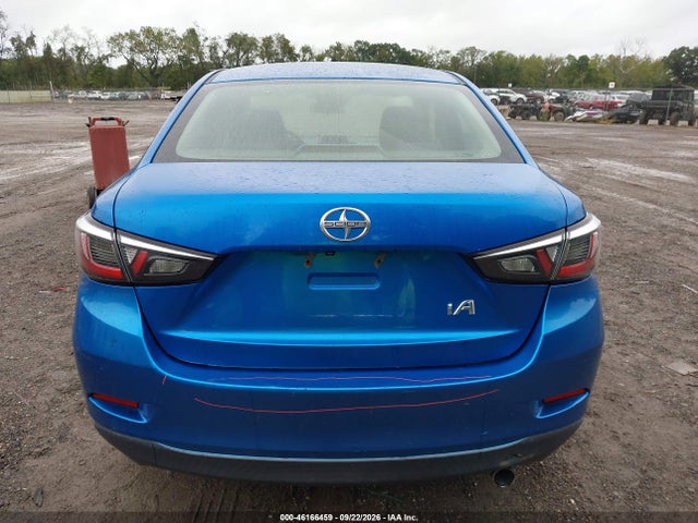 46166459 :رقم المزاد ، 3MYDLBZV5GY121689 vin ، 2016 Scion Ia مزاد بيع