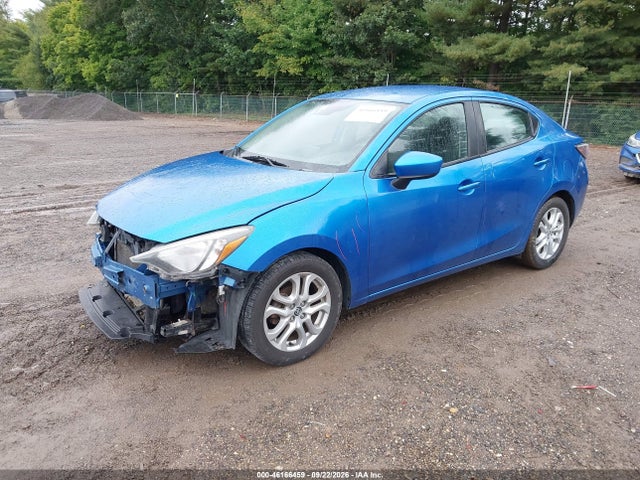 46166459 :رقم المزاد ، 3MYDLBZV5GY121689 vin ، 2016 Scion Ia مزاد بيع
