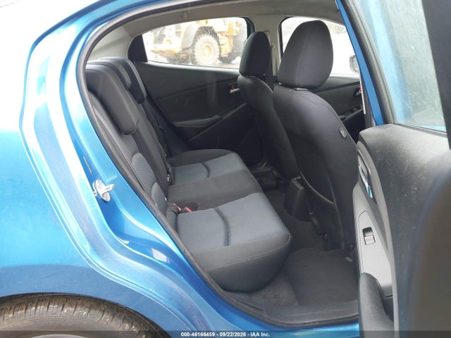 46166459 :رقم المزاد ، 3MYDLBZV5GY121689 vin ، 2016 Scion Ia مزاد بيع