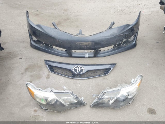 4T1BF1FKXEU355341 Toyota CAMRY SE