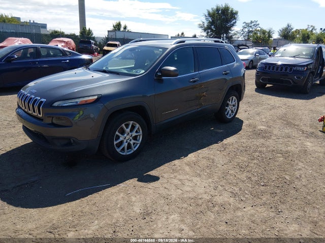 2015 Jeep Cherokee Latitude მანქანა იყიდება აუქციონზე, vin: 1C4PJLCB3FW790782, აუქციონის ნომერი: 46166588