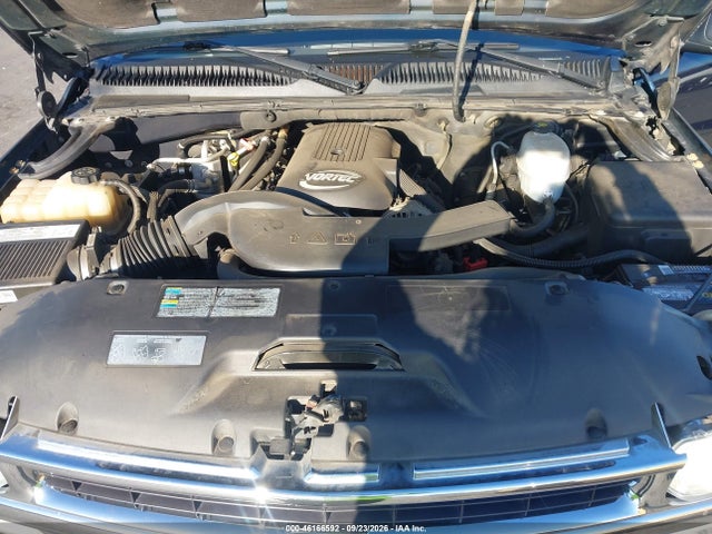 46166592 :رقم المزاد ، 3GNFK16Z55G192381 vin ، 2005 Chevrolet Suburban 1500 Ls مزاد بيع