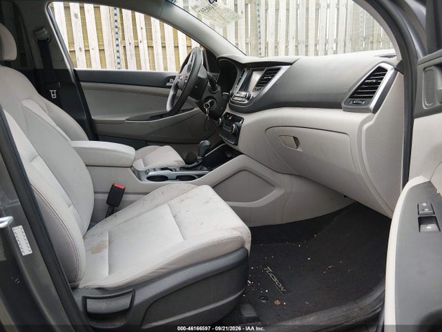 46166597 :رقم المزاد ، KM8J3CA40JU708611 vin ، 2018 Hyundai Tucson Sel مزاد بيع