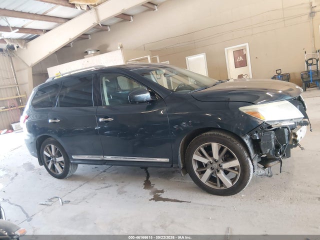 2016 Nissan Pathfinder Platinum მანქანა იყიდება აუქციონზე, vin: 5N1AR2MM8GC616021, აუქციონის ნომერი: 46166615