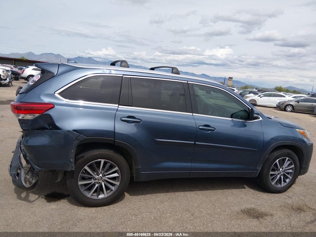 Toyota Highlander Xle 2017 5TDKZRFH1HS525495 Image 13