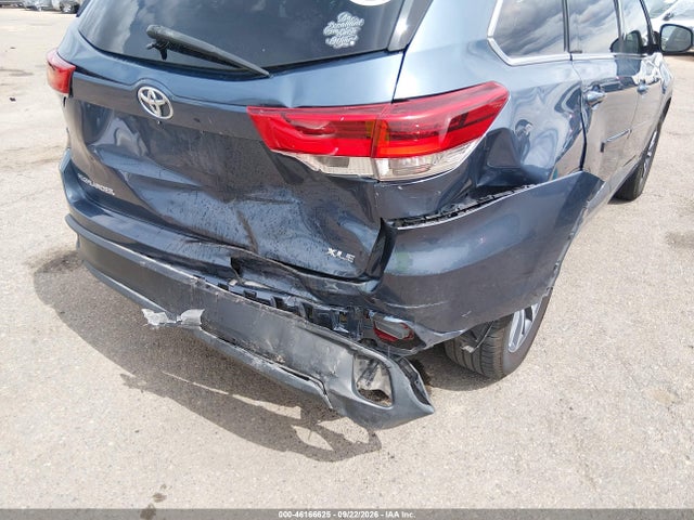 Toyota Highlander Xle 2017 5TDKZRFH1HS525495 Image 6
