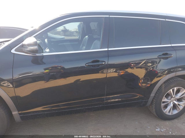 2015 Toyota Highlander Xle V6 მანქანა იყიდება აუქციონზე, vin: 5TDKKRFH7FS100297, აუქციონის ნომერი: 46166632
