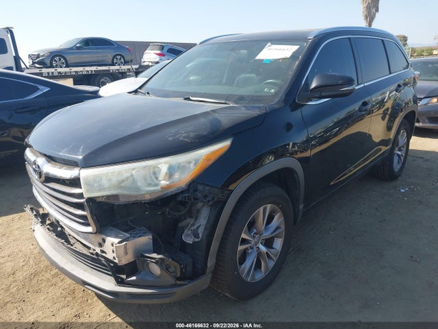 2015 Toyota Highlander Xle V6 მანქანა იყიდება აუქციონზე, vin: 5TDKKRFH7FS100297, აუქციონის ნომერი: 46166632