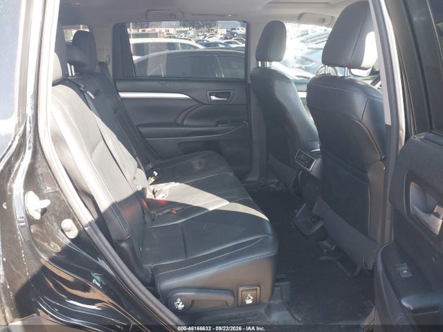 2015 Toyota Highlander Xle V6 მანქანა იყიდება აუქციონზე, vin: 5TDKKRFH7FS100297, აუქციონის ნომერი: 46166632