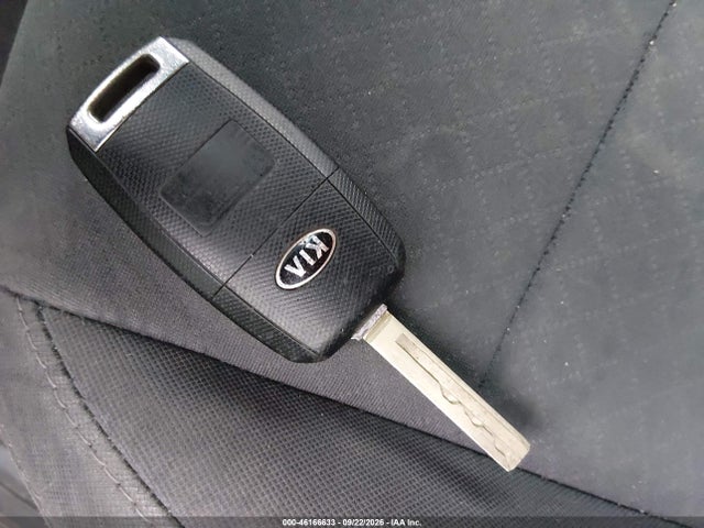 Продаж на аукціоні авто 2016 Kia Sorento 2.4l Lx, vin: 5XYPGDA37GG101356, номер лоту: 46166633