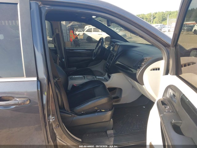 Auction sale of the 2020 Dodge Grand Caravan Sxt, vin: 2C4RDGCG0LR170043, lot number: 46166650