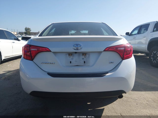 5YFBURHE3JP765082 Toyota COROLLA SE