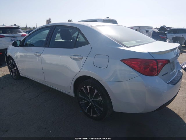 5YFBURHE3JP765082 Toyota COROLLA SE