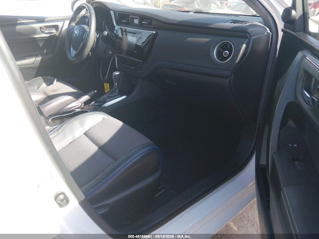 5YFBURHE3JP765082 Toyota COROLLA SE