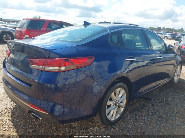 2018 Kia Optima S მანქანა იყიდება აუქციონზე, vin: 5XXGT4L30JG217132, აუქციონის ნომერი: 46166669