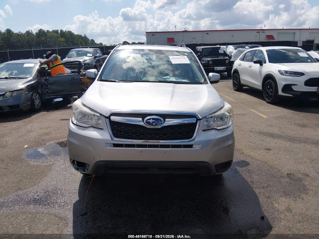 46166718 :رقم المزاد ، JF2SJADC3FH560395 vin ، 2015 Subaru Forester 2.5i Premium مزاد بيع